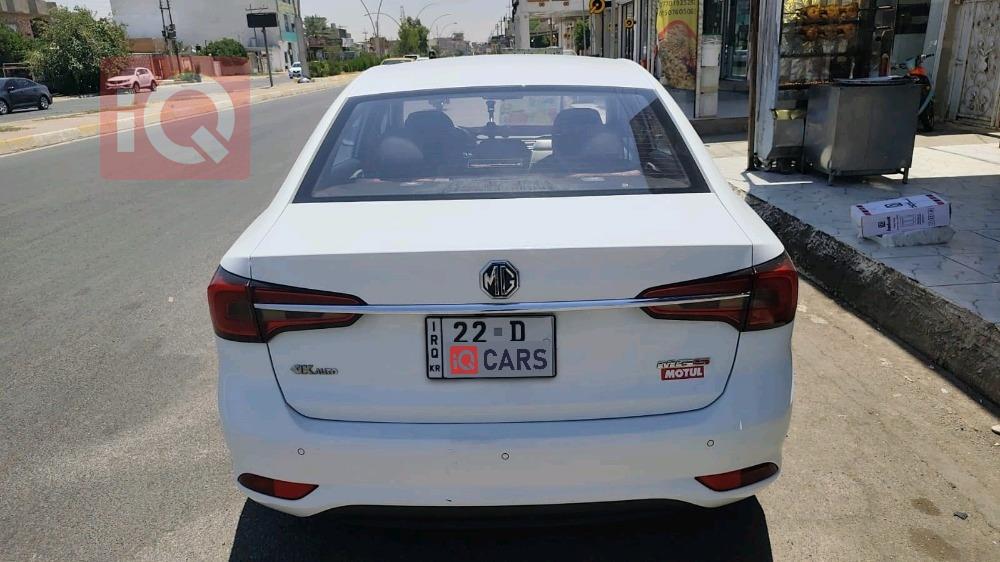 MG 5